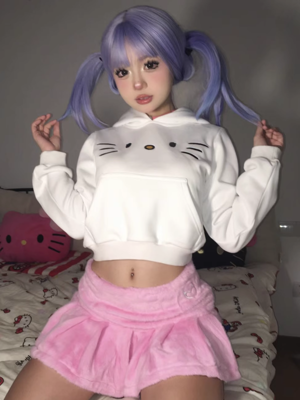 Cute white sweatshirt BL09