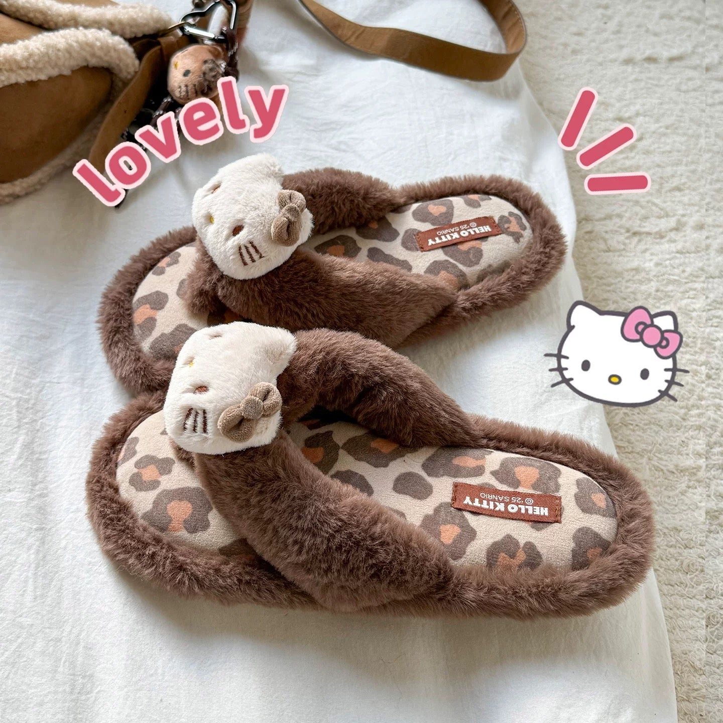 Cute plush slippers BL65